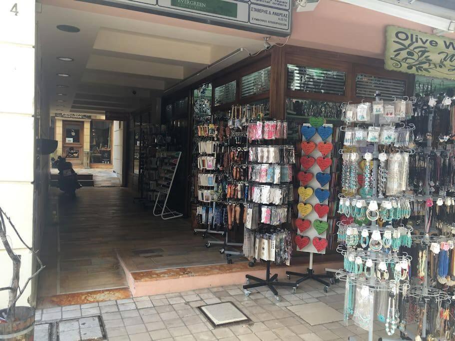 Argostoli'S Heardアパートメント エクステリア 写真